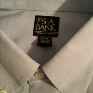 Jos. A. Bank Blue Dress Shirt Travelers Collection Large 17/34